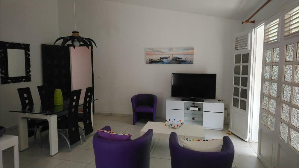 Appartement Gliceria Grande Anse Exterior foto